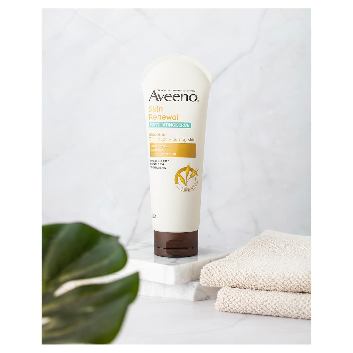 Thumbnail Aveeno Skin Renewal Exfoliating Scrub 225G