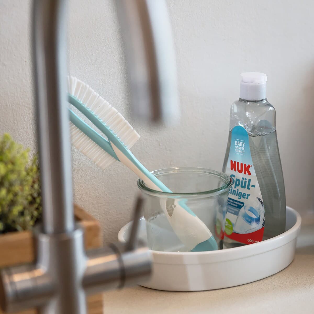 Thumbnail Nuk Bottle And Soother Cleaning Brush