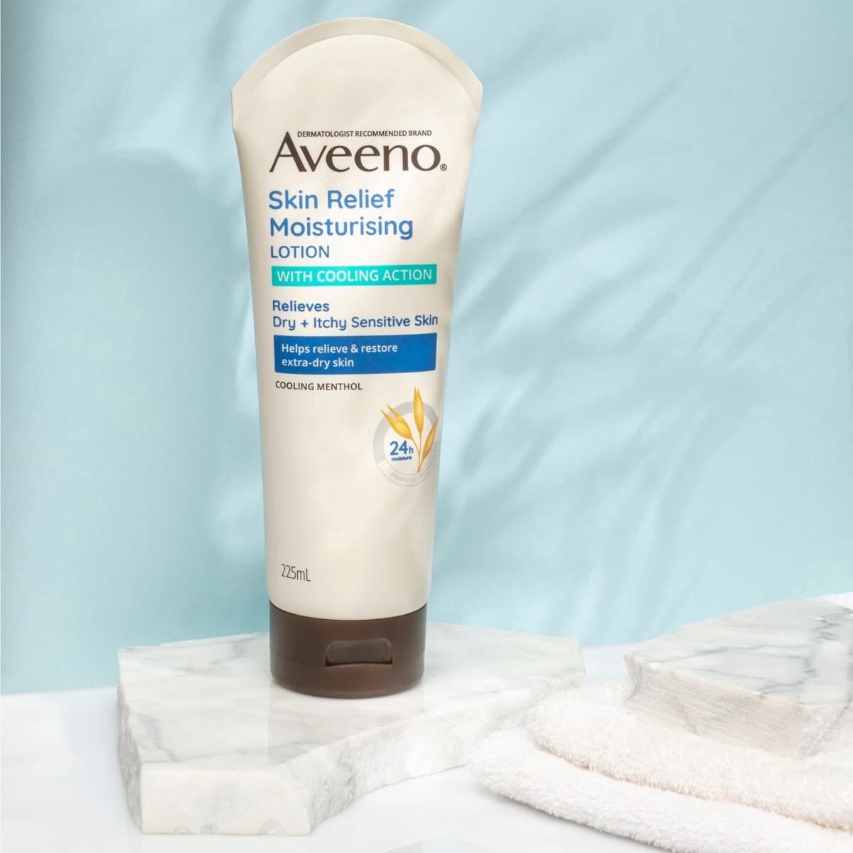 Thumbnail Aveeno Skin Relief Moisturising Lotion With Cooling Action 225Ml